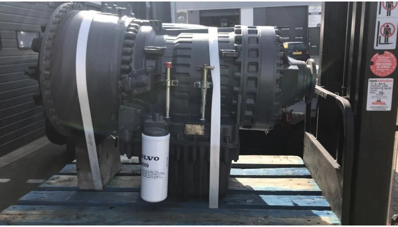 Volvo PT1860 22517, 22546 - علبة التروس و قطع الغيار - شاحنة مفصلية: صور 1 Volvo PT1860 22517, 22546 - علبة التروس و قطع الغيار - شاحنة مفصلية: صور 1
