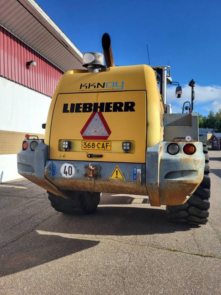 Liebherr L 586 2Plus2 - اللودر بعجل: صور 5 Liebherr L 586 2Plus2 - اللودر بعجل: صور 5
