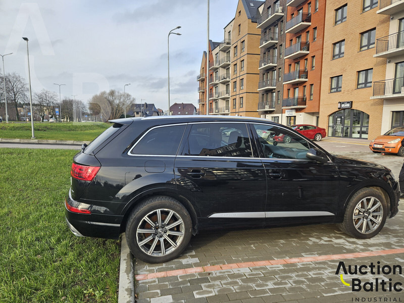 Audi Q7 - سيارة: صور 4 Audi Q7 - سيارة: صور 4