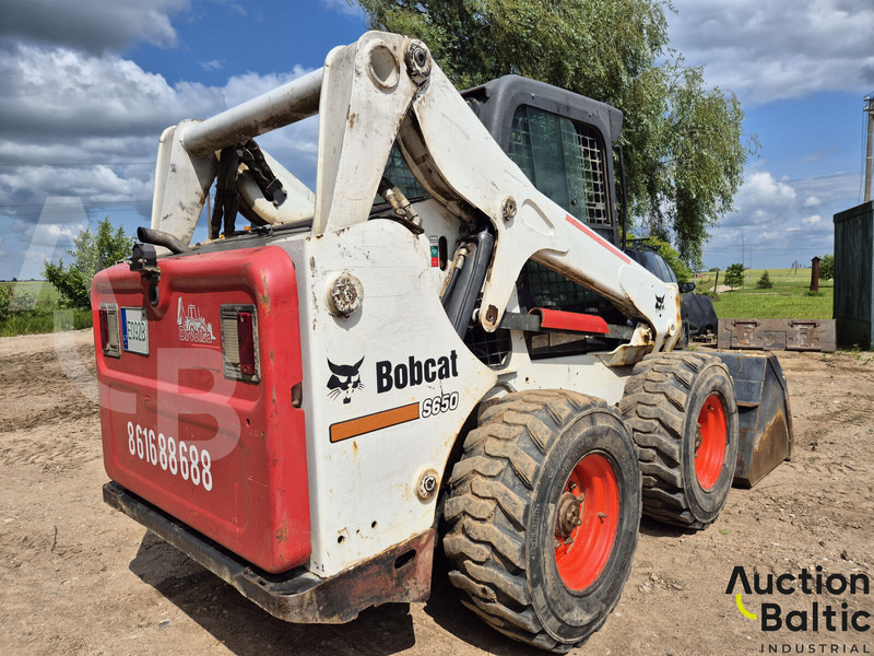 Bobcat S 650 - شيول صغير: صور 4 Bobcat S 650 - شيول صغير: صور 4