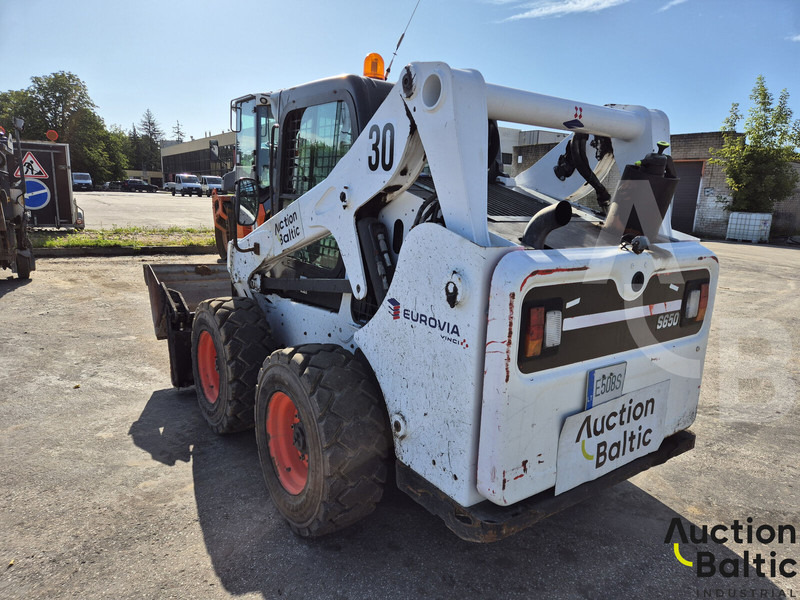 Bobcat S 650 - شيول صغير: صور 4 Bobcat S 650 - شيول صغير: صور 4