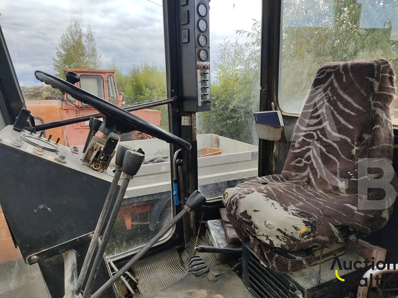 Brianskij Arsenal GS-14.02 - آلة تسوية الأرض: صور 5 Brianskij Arsenal GS-14.02 - آلة تسوية الأرض: صور 5