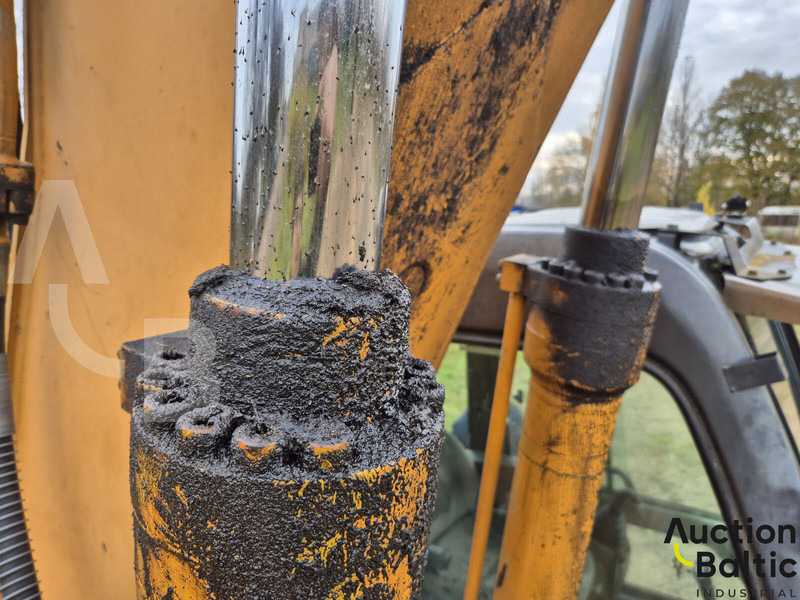 حفارات زحافة Case CX 210: صور 7 حفارات زحافة Case CX 210: صور 7