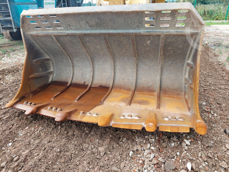 Caterpillar 963 C - اللودر المجنزر: صور 4 Caterpillar 963 C - اللودر المجنزر: صور 4