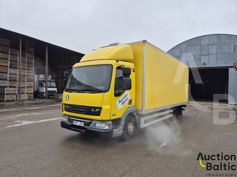 DAF FA LF 45.180 - بصندوق مغلق شاحنة: صور 1 DAF FA LF 45.180 - بصندوق مغلق شاحنة: صور 1