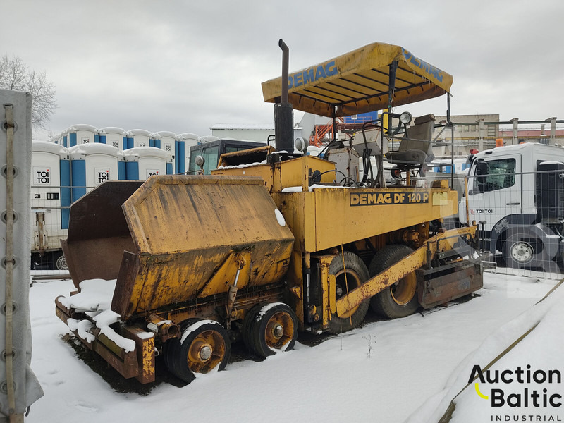 Demag DF 120 P - العامل بالقار: صور 2 Demag DF 120 P - العامل بالقار: صور 2