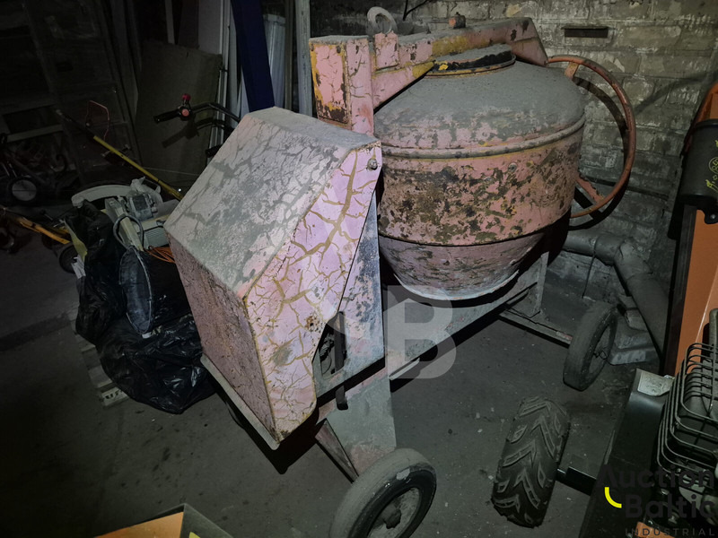 Diesel concrete mixer - خلاطه اسمنت: صور 2 Diesel concrete mixer - خلاطه اسمنت: صور 2