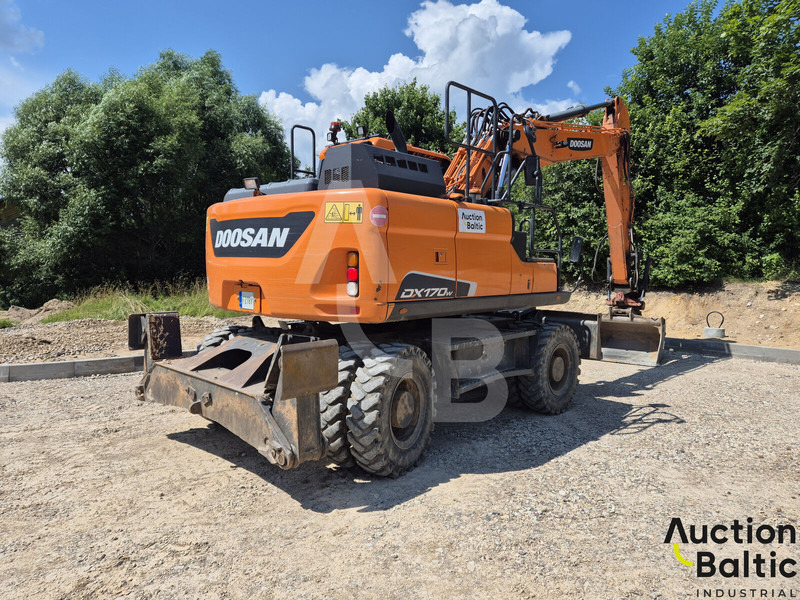 Doosan DX 170 W-5 - حفارة على عجلات: صور 4 Doosan DX 170 W-5 - حفارة على عجلات: صور 4
