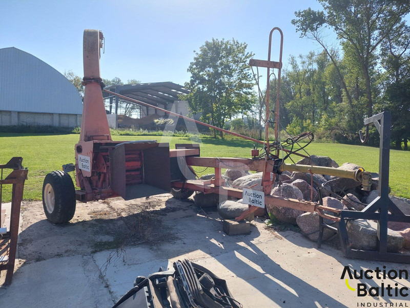 Fahr FH 900 - ماكينة تقطيع الأغصان: صور 2 Fahr FH 900 - ماكينة تقطيع الأغصان: صور 2