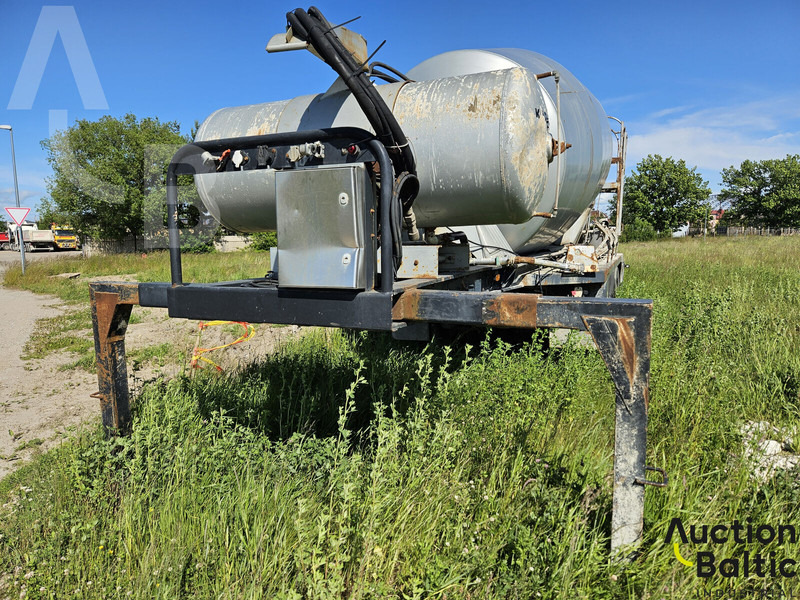 Floor FLO-17-27 - شاحنة خلاطة خرسانة: صور 2 Floor FLO-17-27 - شاحنة خلاطة خرسانة: صور 2