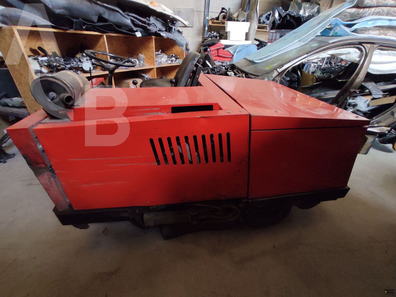 Hako Jonas 1500 - سياره كنس شوارع: صور 4 Hako Jonas 1500 - سياره كنس شوارع: صور 4