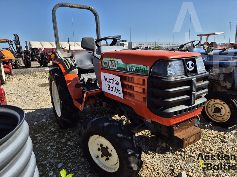 Hitachi CTX20 - جرار: صور 2 Hitachi CTX20 - جرار: صور 2