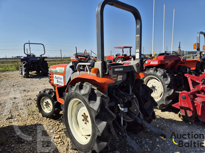 Hitachi CTX20 - جرار: صور 3 Hitachi CTX20 - جرار: صور 3