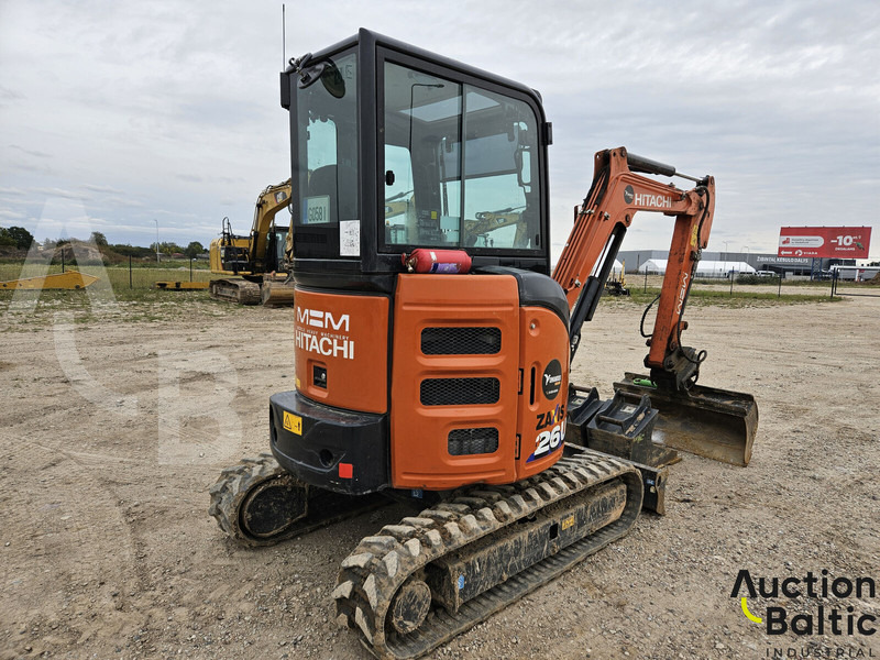 Hitachi ZX 26 U-6 - حفارة مصغرة: صور 4 Hitachi ZX 26 U-6 - حفارة مصغرة: صور 4