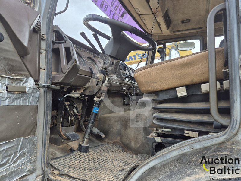 Iveco 260-34 - شاحنة صهريج: صور 5 Iveco 260-34 - شاحنة صهريج: صور 5