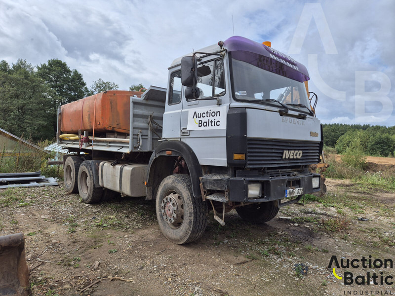Iveco 260-34 - شاحنة صهريج: صور 2 Iveco 260-34 - شاحنة صهريج: صور 2