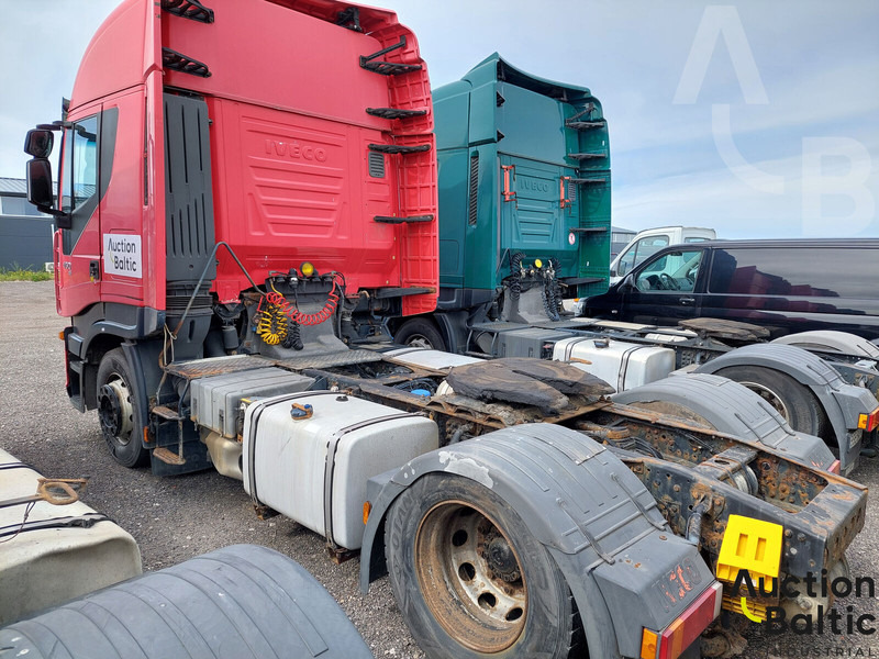 Iveco Stralis AS 440 S45 - شاحنة جرار: صور 4 Iveco Stralis AS 440 S45 - شاحنة جرار: صور 4