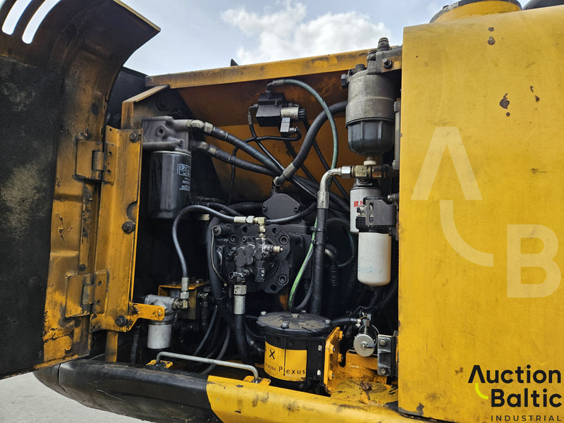 حفارة على عجلات JCB JS 160 W: صور 15 حفارة على عجلات JCB JS 160 W: صور 15