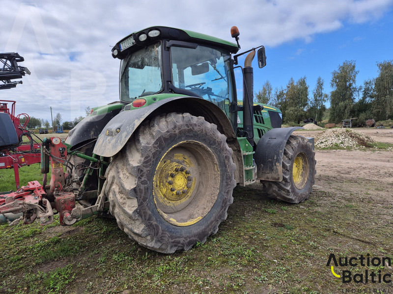 John Deere 6210 R - جرار: صور 5 John Deere 6210 R - جرار: صور 5