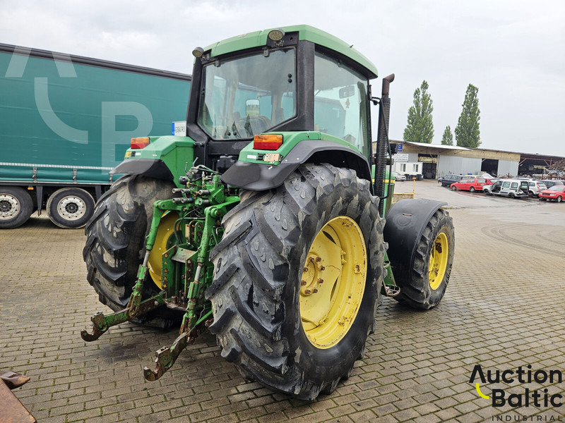 John Deere 6810 - جرار: صور 4 John Deere 6810 - جرار: صور 4