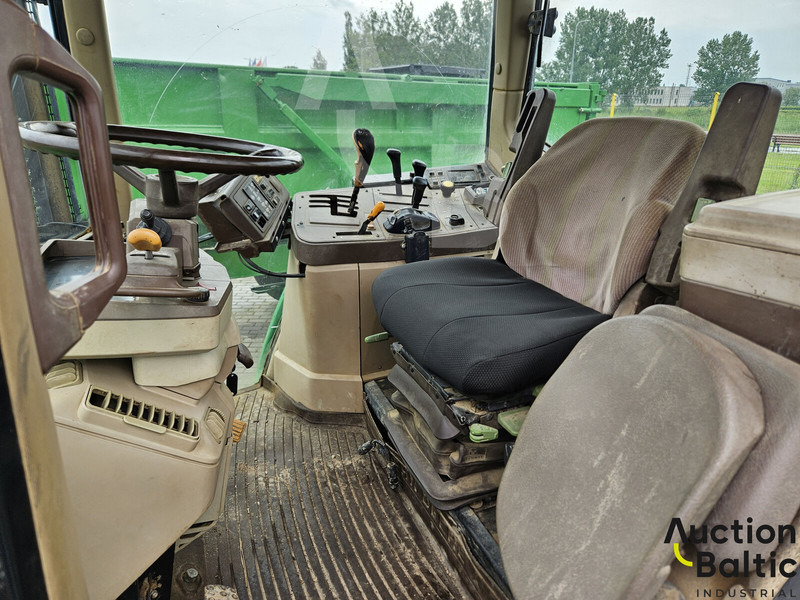 John Deere 6810 - جرار: صور 5 John Deere 6810 - جرار: صور 5