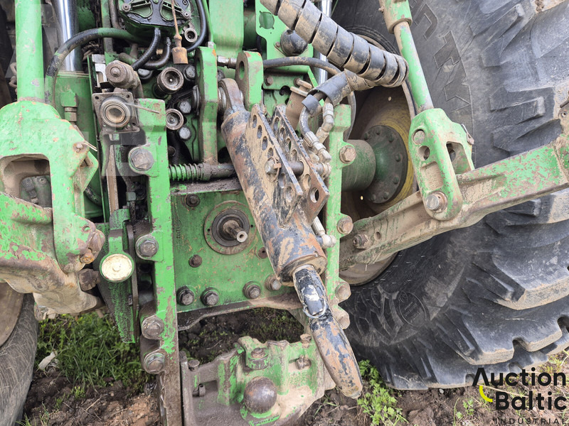 جرار John Deere 7280 R: صور 20