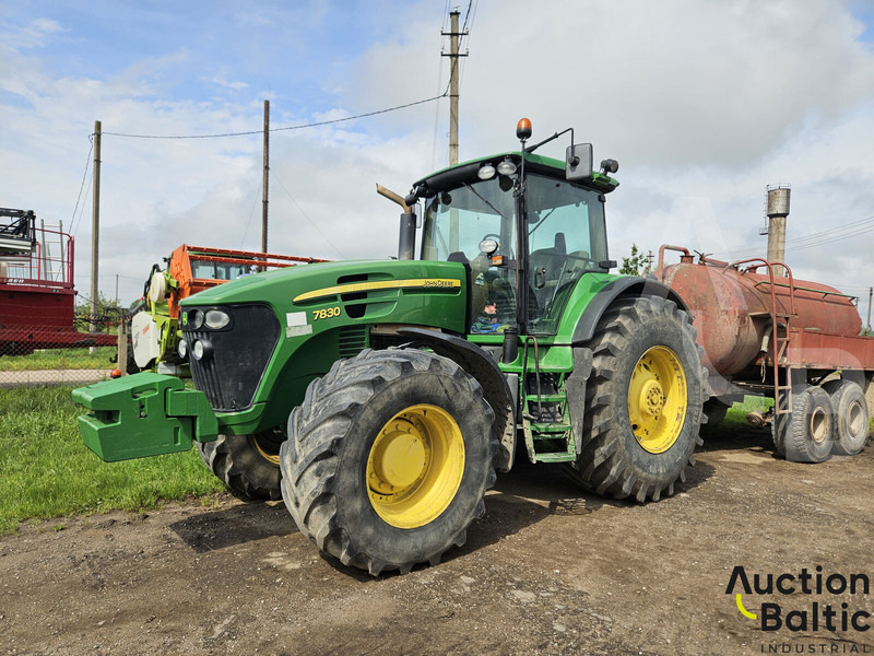 John Deere 7830 - جرار: صور 1 John Deere 7830 - جرار: صور 1