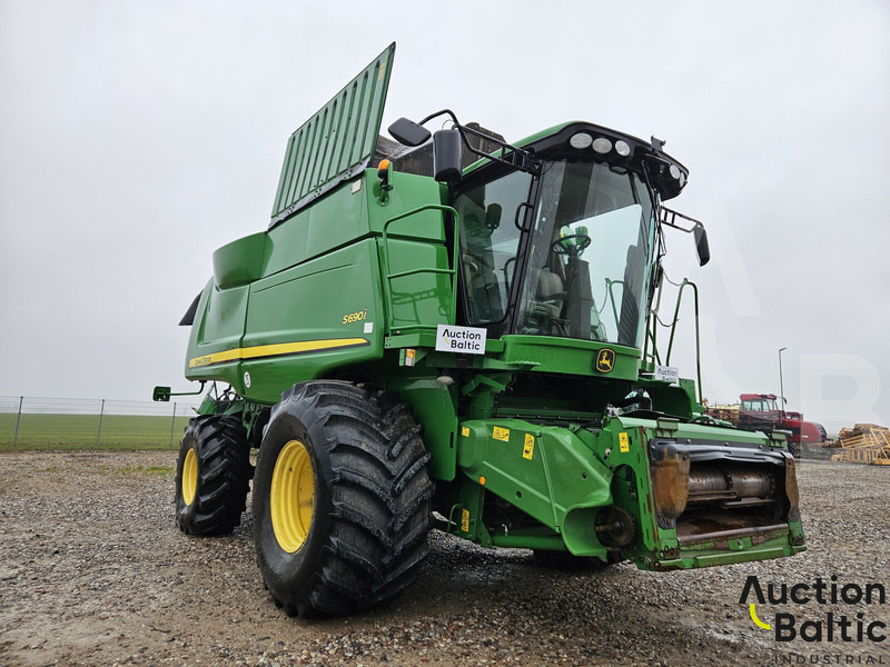 John Deere S 690 i - حصادة شاملة: صور 1 John Deere S 690 i - حصادة شاملة: صور 1