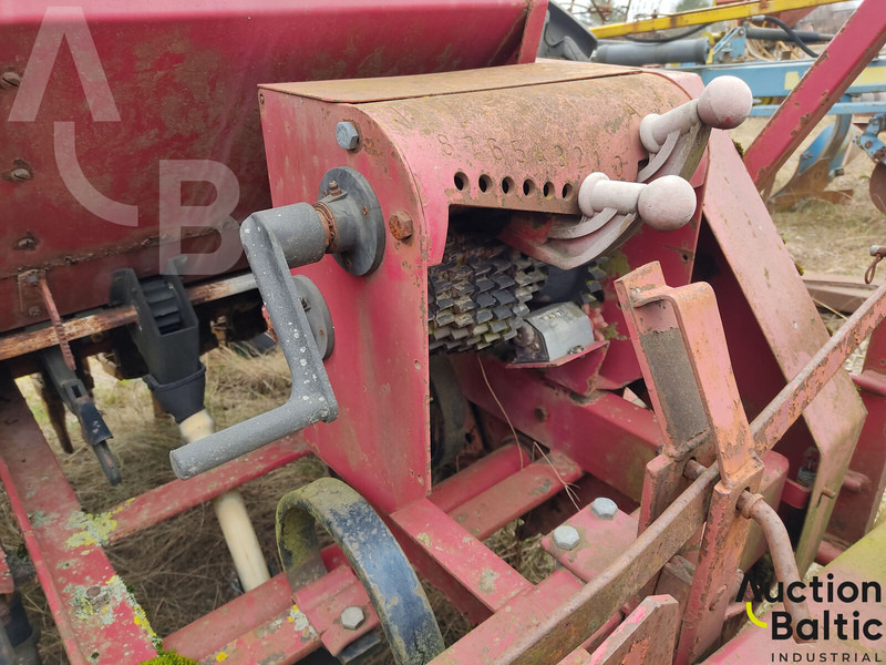 Juko - آلات البذر والغرس والشتل: صور 5 Juko - آلات البذر والغرس والشتل: صور 5