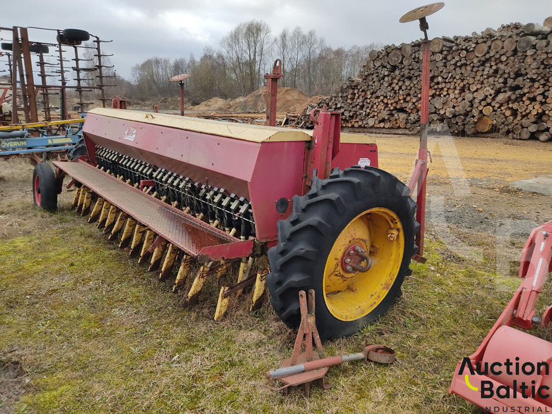 Juko - آلات البذر والغرس والشتل: صور 1 Juko - آلات البذر والغرس والشتل: صور 1