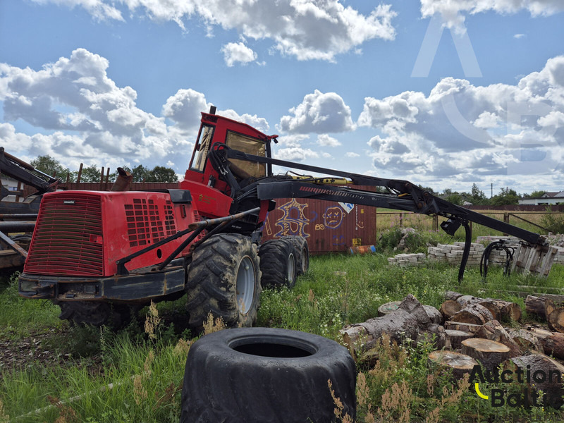 Komatsu 931.1 - آلة حصاد: صور 2 Komatsu 931.1 - آلة حصاد: صور 2