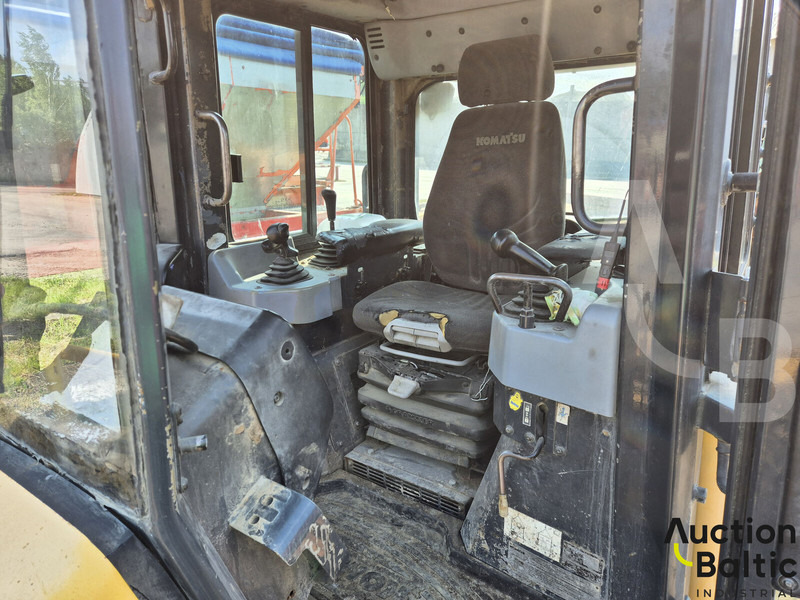 Komatsu D51 - بلدوزر: صور 4 Komatsu D51 - بلدوزر: صور 4