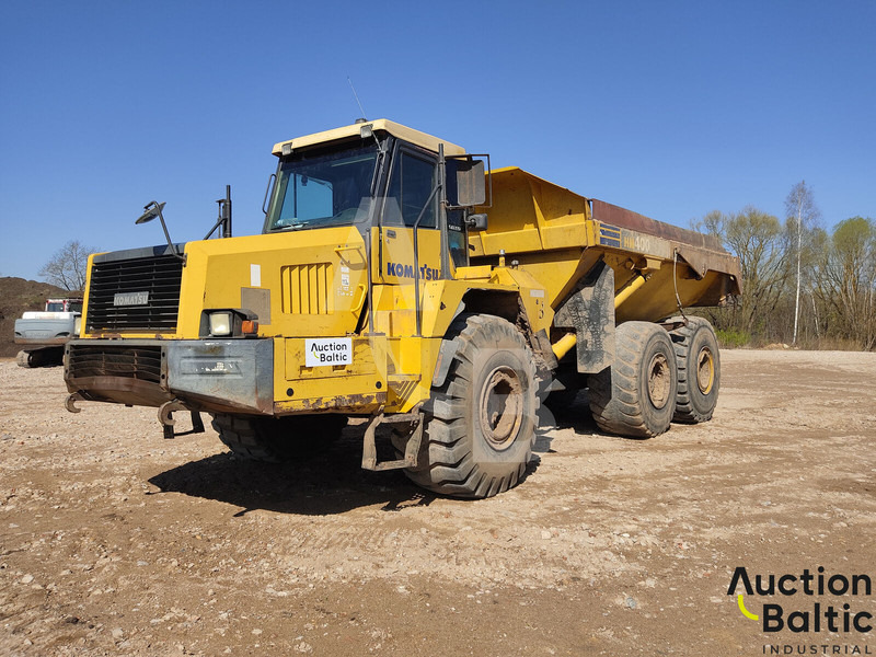 Komatsu HM400 - شاحنة مفصلية: صور 1 Komatsu HM400 - شاحنة مفصلية: صور 1