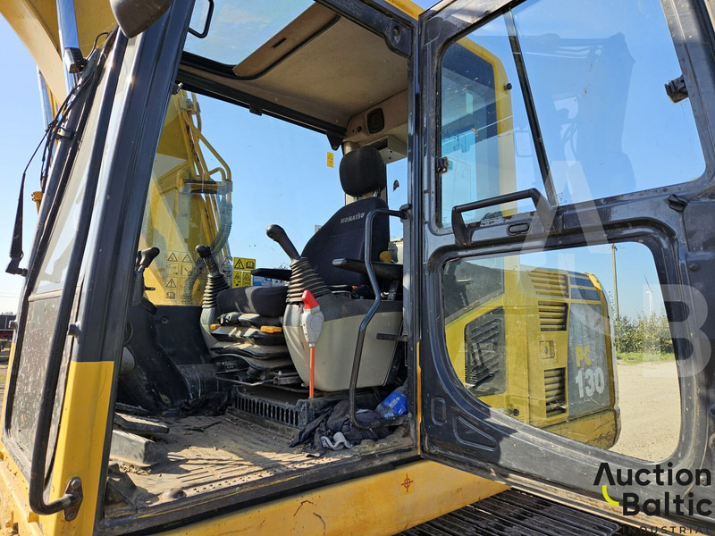 Komatsu PC130-8 - حفارات زحافة: صور 5 Komatsu PC130-8 - حفارات زحافة: صور 5