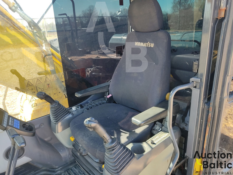 Komatsu PC190LC-8 - حفارات زحافة: صور 5 Komatsu PC190LC-8 - حفارات زحافة: صور 5