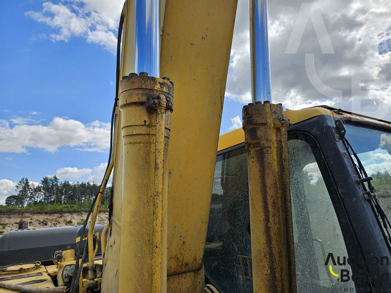 حفارات زحافة Komatsu PC240NLC-7K: صور 11