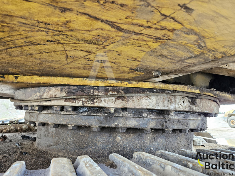 حفارات زحافة Komatsu PC240NLC-7K: صور 20