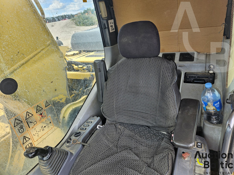 حفارات زحافة Komatsu PC240NLC-7K: صور 7