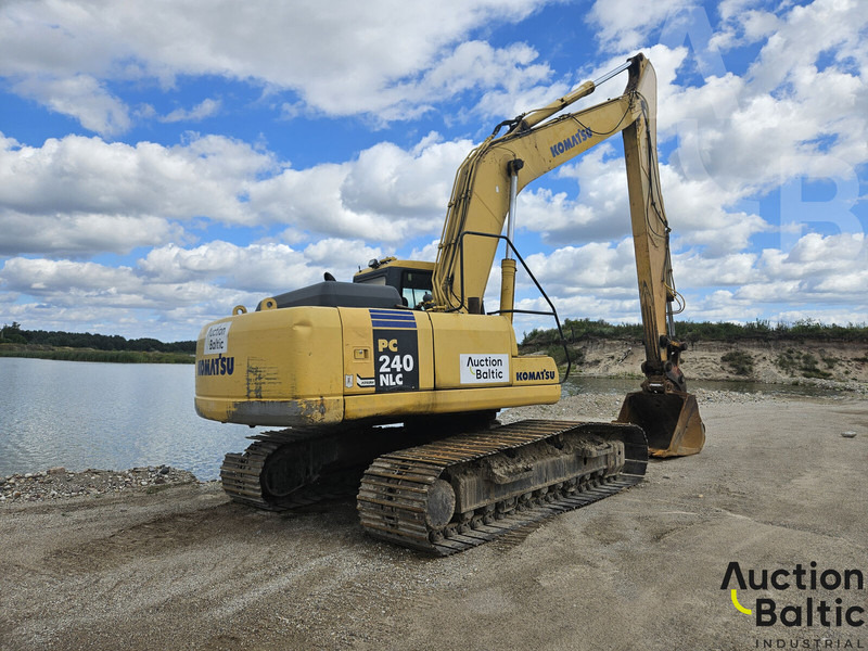 Komatsu PC240NLC-7K - حفارات زحافة: صور 4 Komatsu PC240NLC-7K - حفارات زحافة: صور 4