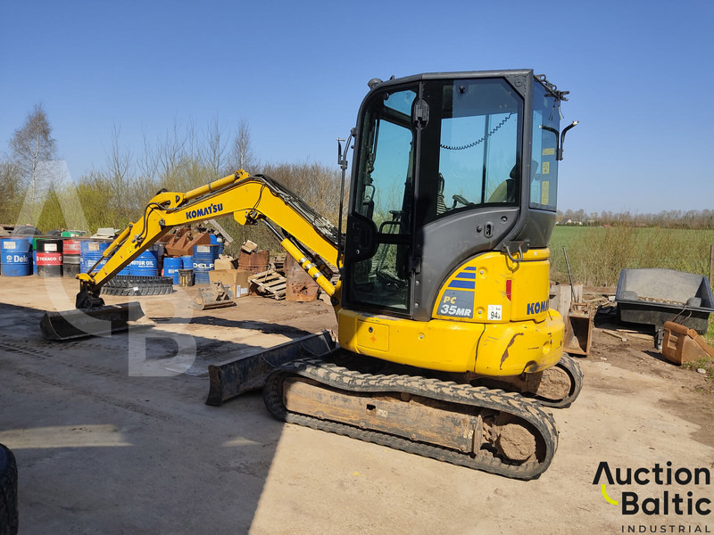 Komatsu PC35MR-5 - حفارة مصغرة: صور 3 Komatsu PC35MR-5 - حفارة مصغرة: صور 3