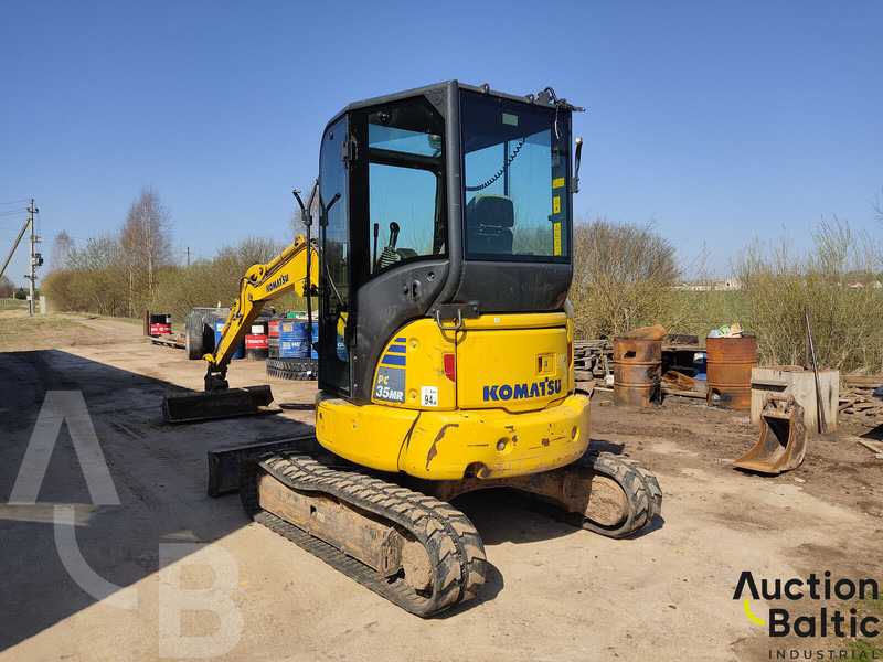 Komatsu PC35MR-5 - حفارة مصغرة: صور 5 Komatsu PC35MR-5 - حفارة مصغرة: صور 5