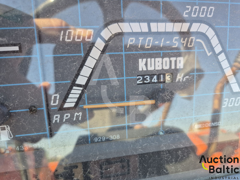 Kubota L1-205D - جرار: صور 5 Kubota L1-205D - جرار: صور 5