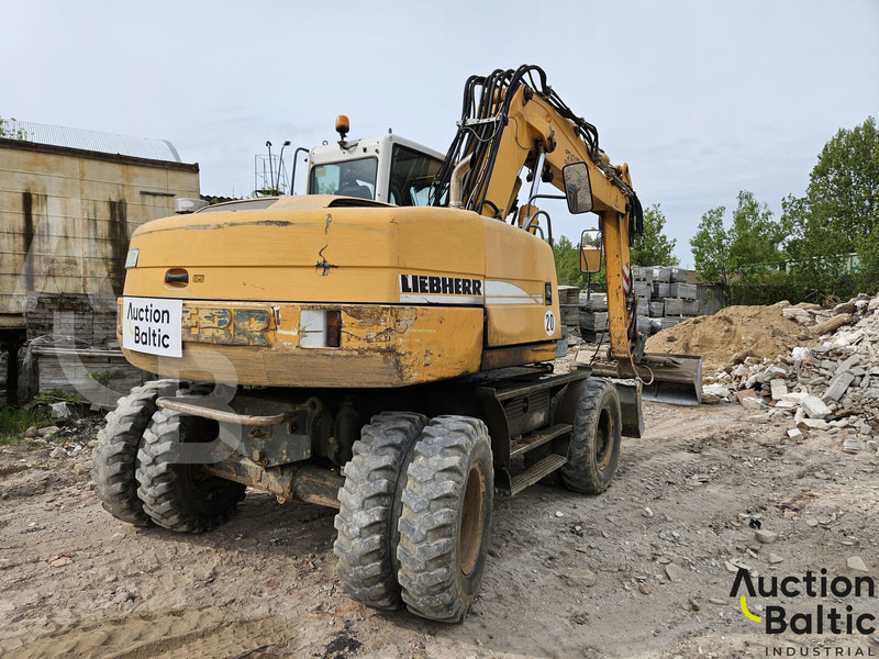 Liebherr A 316 Litronic - حفارة على عجلات: صور 3 Liebherr A 316 Litronic - حفارة على عجلات: صور 3