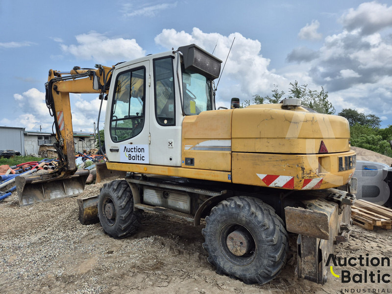 Liebherr A 316 Litronic - حفارة على عجلات: صور 4 Liebherr A 316 Litronic - حفارة على عجلات: صور 4