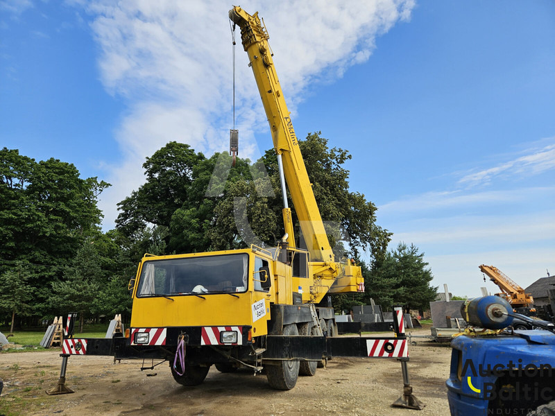 Liebherr LTM 1060 - ونش كرين: صور 3 Liebherr LTM 1060 - ونش كرين: صور 3