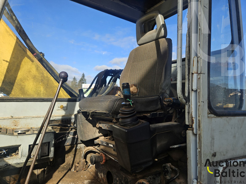 Liebherr R 902 - حفارات زحافة: صور 4 Liebherr R 902 - حفارات زحافة: صور 4