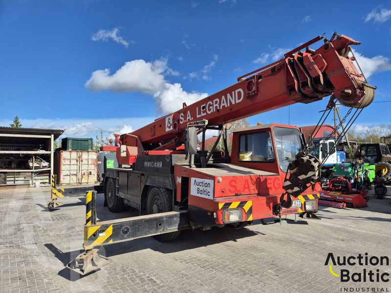 Liebherr UTM 526 - ونش كرين: صور 2 Liebherr UTM 526 - ونش كرين: صور 2