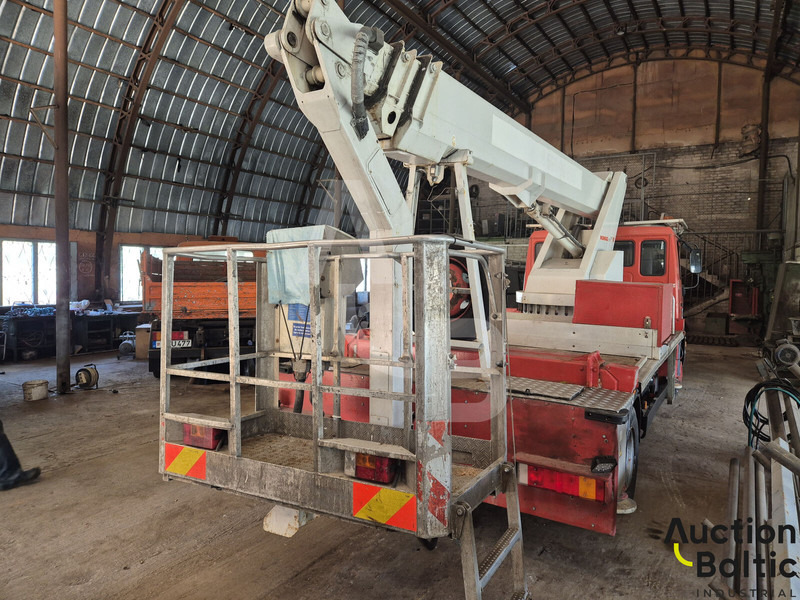 MAN 8.163 - مصاعد الازدهار محمولة على شاحنة: صور 3 MAN 8.163 - مصاعد الازدهار محمولة على شاحنة: صور 3