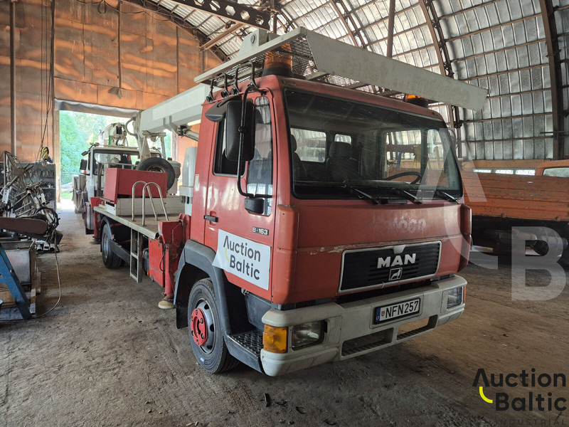 MAN 8.163 - مصاعد الازدهار محمولة على شاحنة: صور 2 MAN 8.163 - مصاعد الازدهار محمولة على شاحنة: صور 2