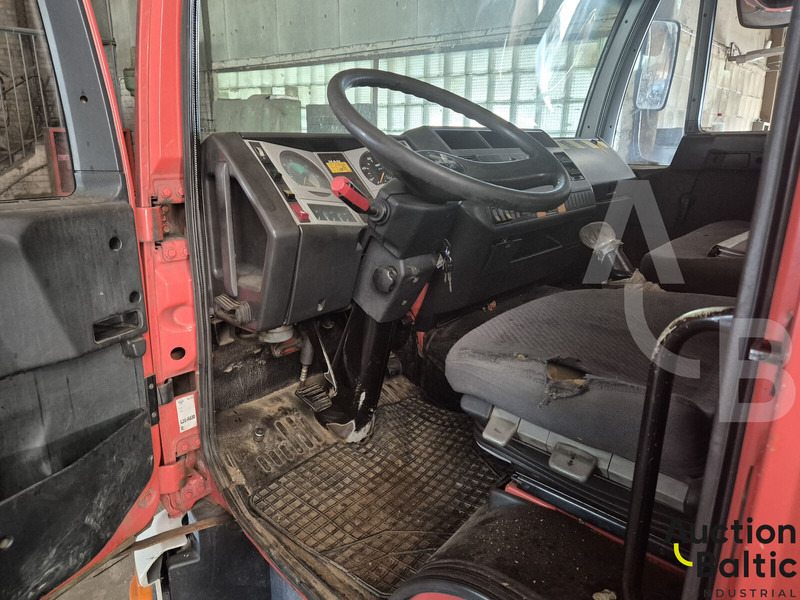 MAN 8.163 - مصاعد الازدهار محمولة على شاحنة: صور 5 MAN 8.163 - مصاعد الازدهار محمولة على شاحنة: صور 5